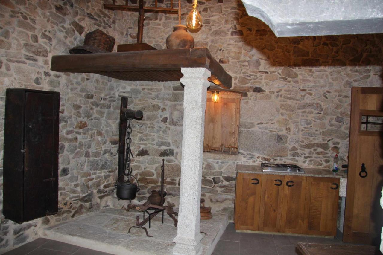A Forxa Casa Ferrador Ribeira Sacra Apartment Sober Luaran gambar