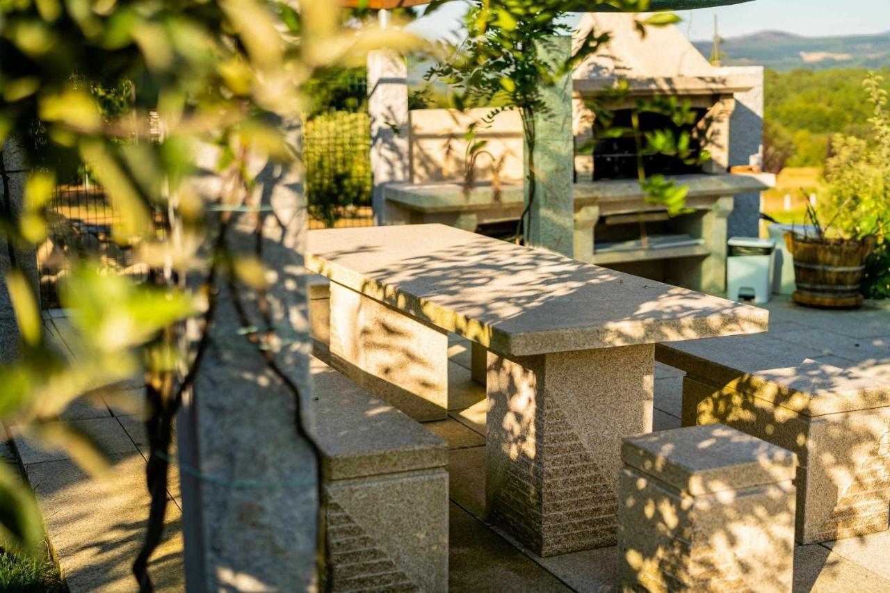 A Forxa Casa Ferrador Ribeira Sacra Apartment Sober Luaran gambar